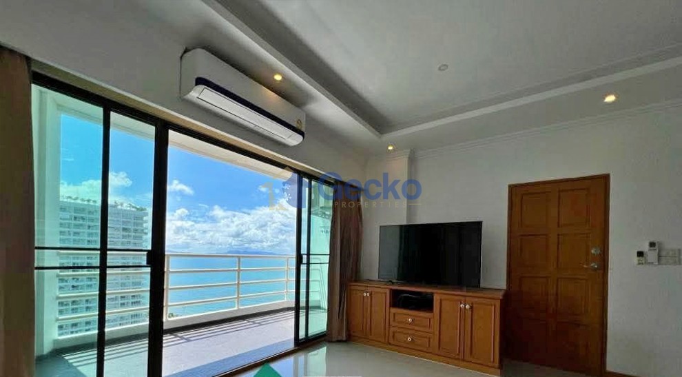 1 Bedroom Condo in View Talay 5 Jomtien C013638 (Photo 2)