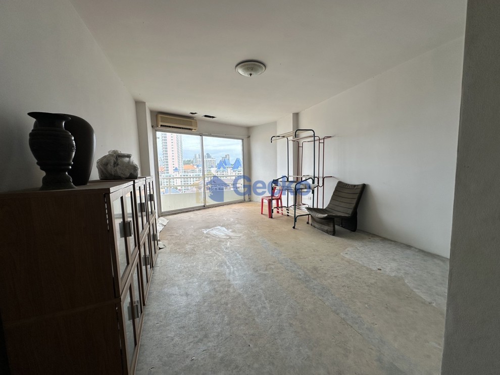 Studio Condo in View Talay 1 Jomtien C013641 (Photo 1)