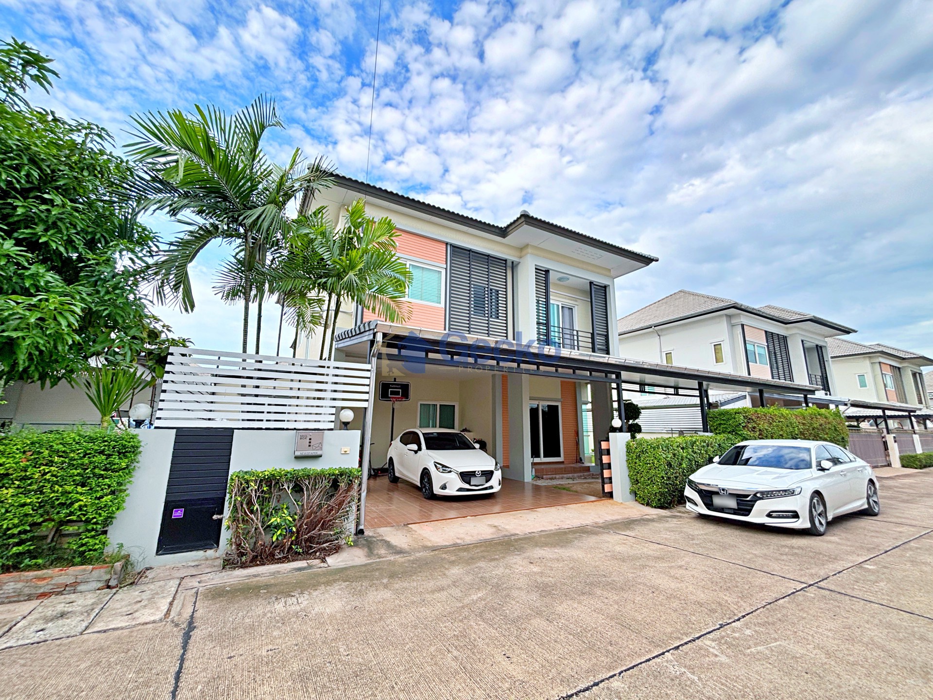 3 ห้องนอน บ้าน in Patta Village  พัทยาตะวันออก H013639