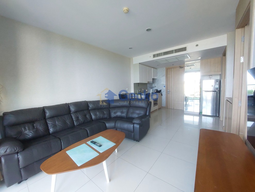 1 Bedroom Condo in The Riviera Wong Amat Beach Wongamat C013644 (Photo 3)