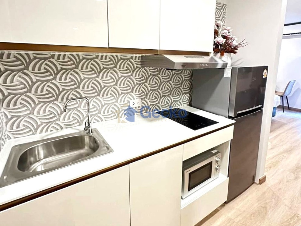Studio Condo in Diana Estates Central Pattaya C013647 (Photo 3)