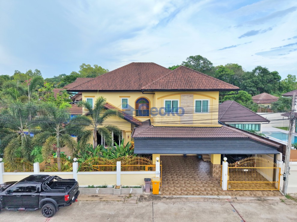 5 Bedrooms House in Siam Gardens  East Pattaya H013648 (Photo 2)