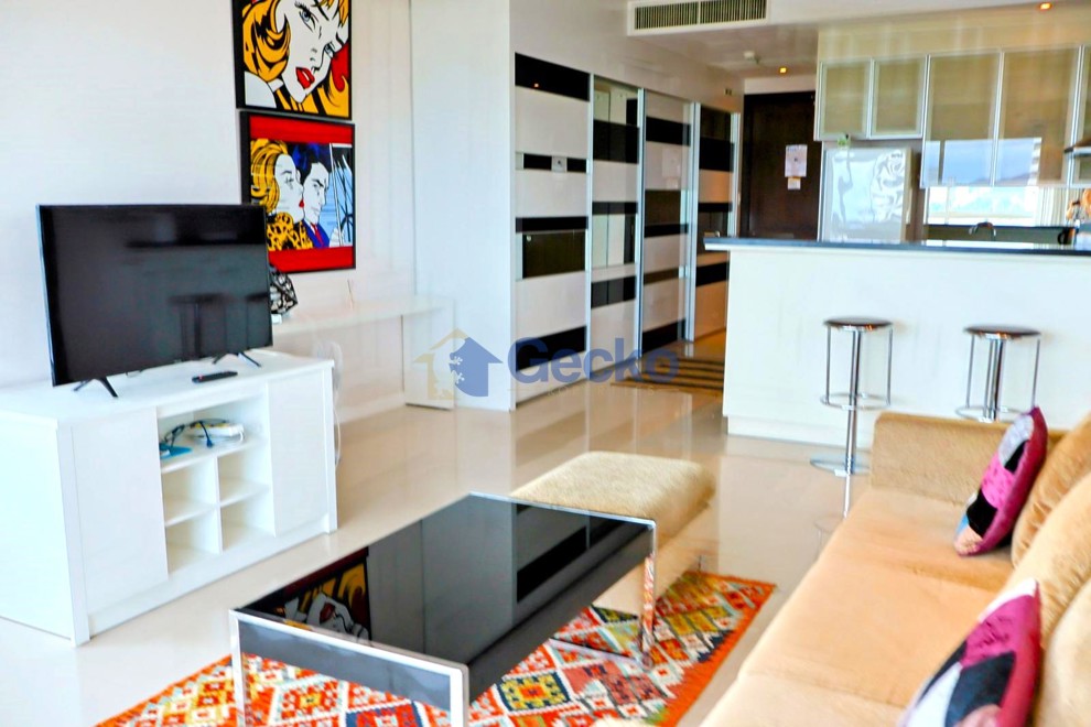 1 Bedroom Condo in Ocean Portofino Na Jomtien C013650 (Photo 2)