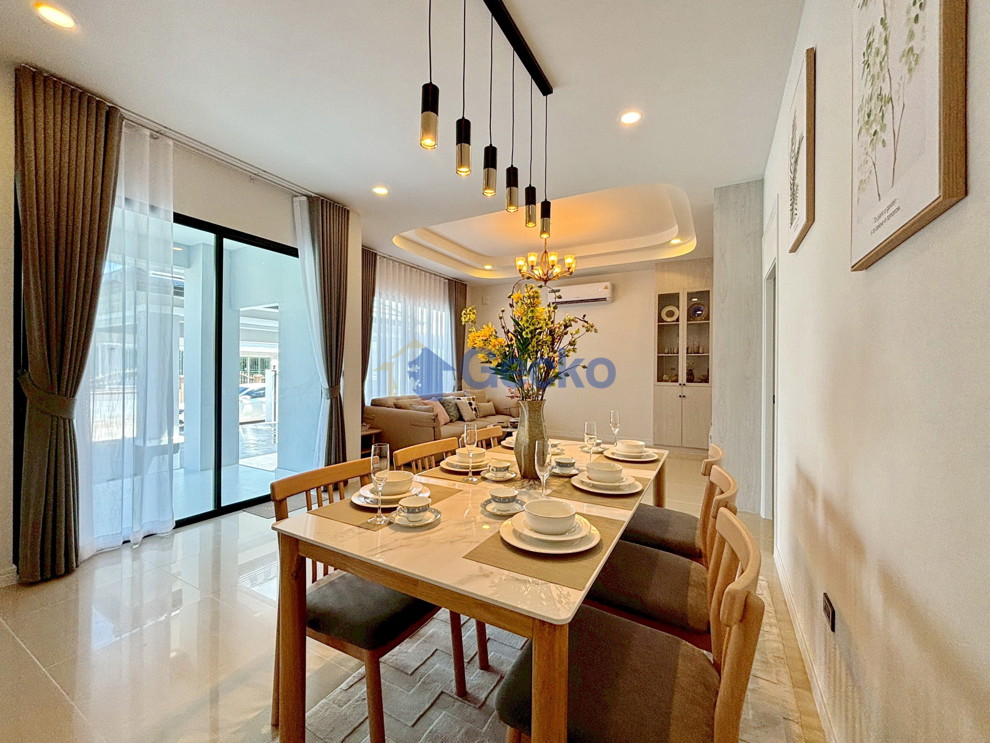 3 Bedrooms House in Ponthep 2  East Pattaya H013652 (Photo 4)