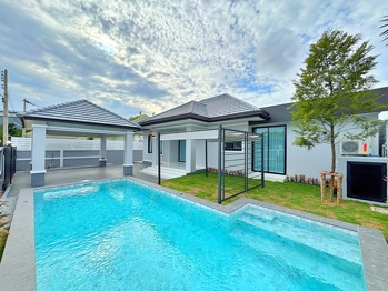 3 ห้องนอน บ้าน in Ponthep 2  พัทยาตะวันออก H013652