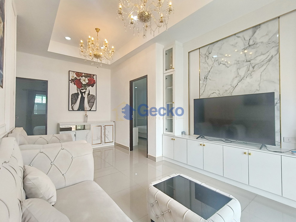 3 Bedrooms House in Eakmongkol 2-1  East Pattaya H013654 (Photo 4)