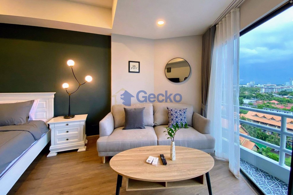 Studio Condo in View Talay 2 Jomtien C013655 (Photo 1)