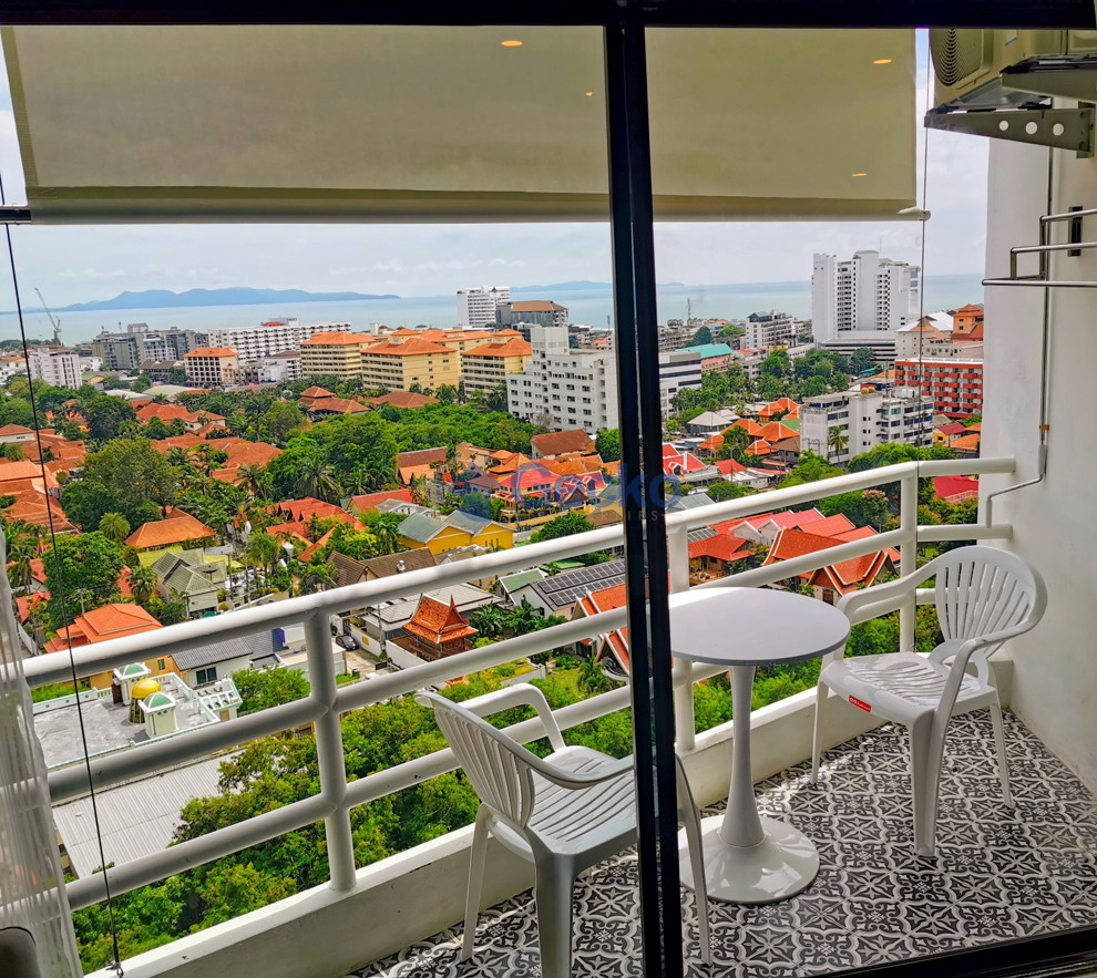 Studio Condo in View Talay 2 Jomtien C013655 (Cover Photo)