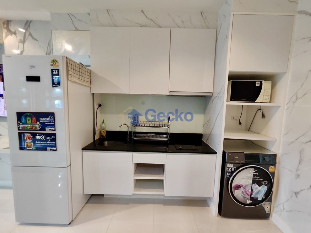 1 Bedroom Condo in View Talay 6 Central Pattaya C013663 (Photo 2)