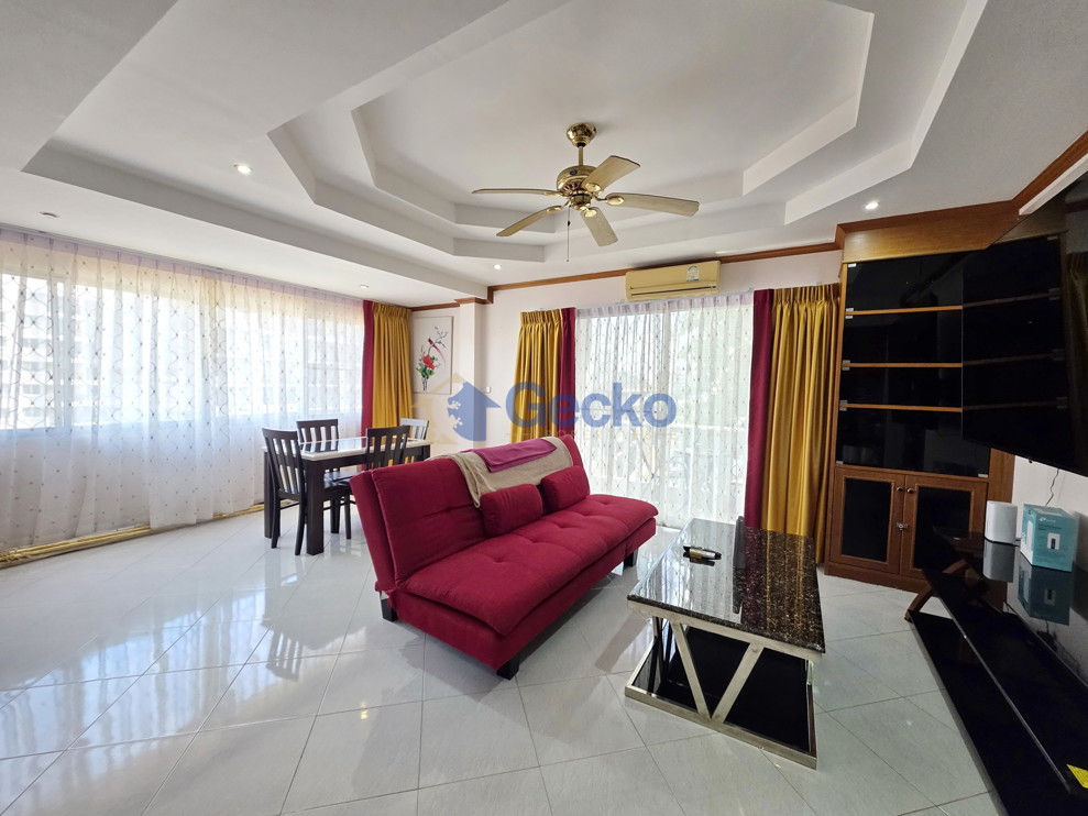 1 Bedroom Condo in Majestic Condominium Jomtien C013665 (Photo 3)