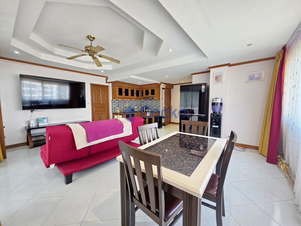 1 Bedroom Condo in Majestic Condominium Jomtien C013665 (Photo 4)
