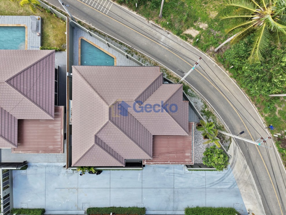 3 Bedrooms House  East Pattaya H013666 (Photo 1)