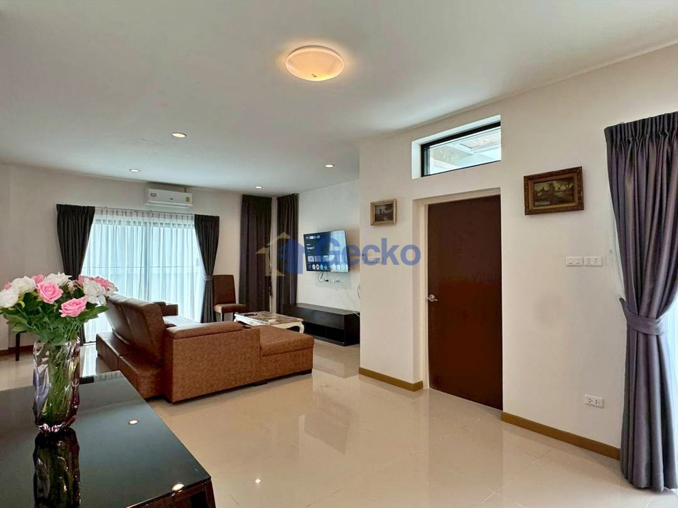 3 Bedrooms House in Tropical Village 2  Huay Yai H013670 (Photo 1)