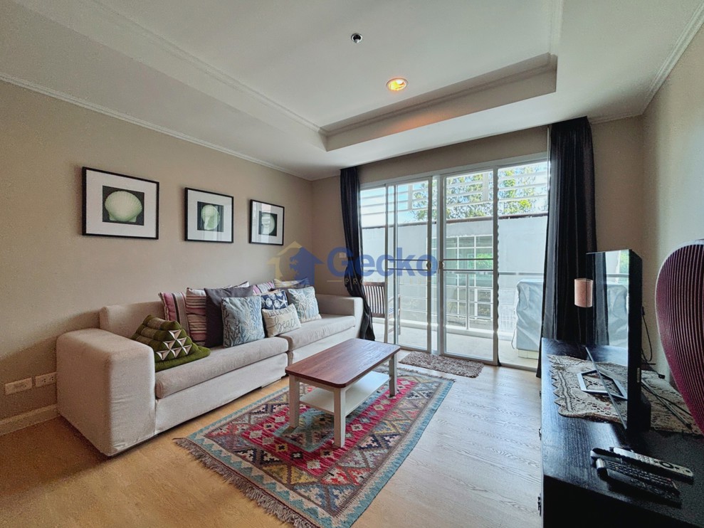 2 Bedrooms Condo in Pine Shores Na Jomtien C013674 (Photo 4)