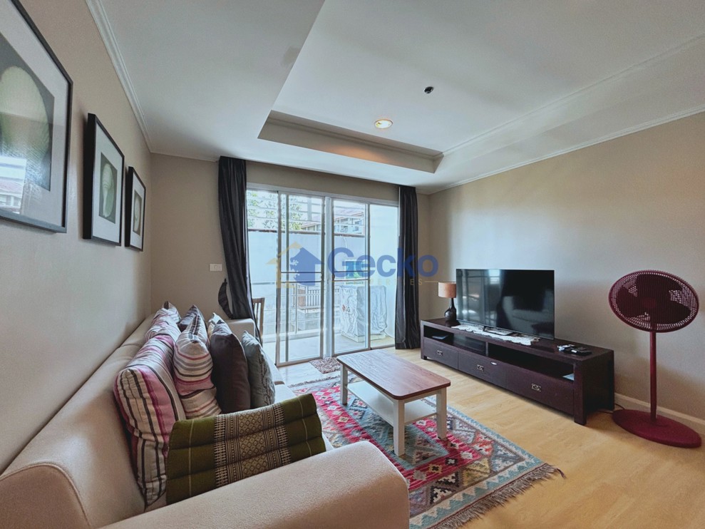 2 Bedrooms Condo in Pine Shores Na Jomtien C013674 (Photo 3)