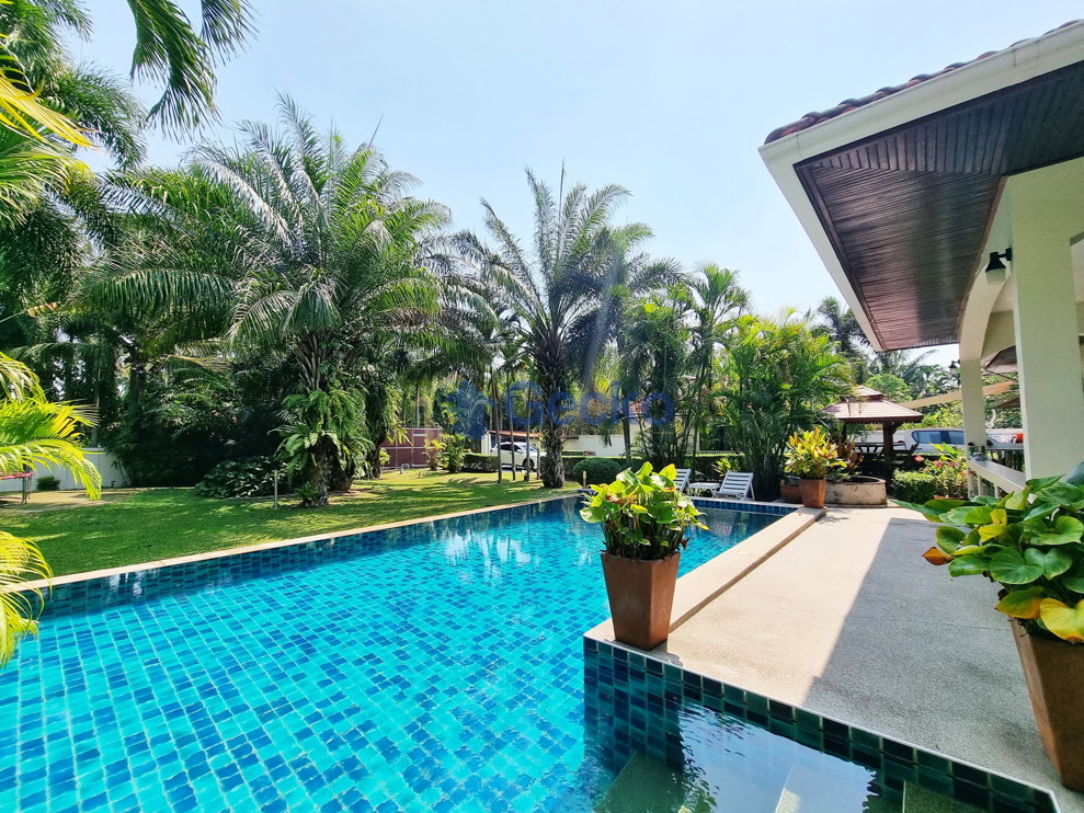 2 Bedrooms House  East Pattaya H013675 (Photo 3)
