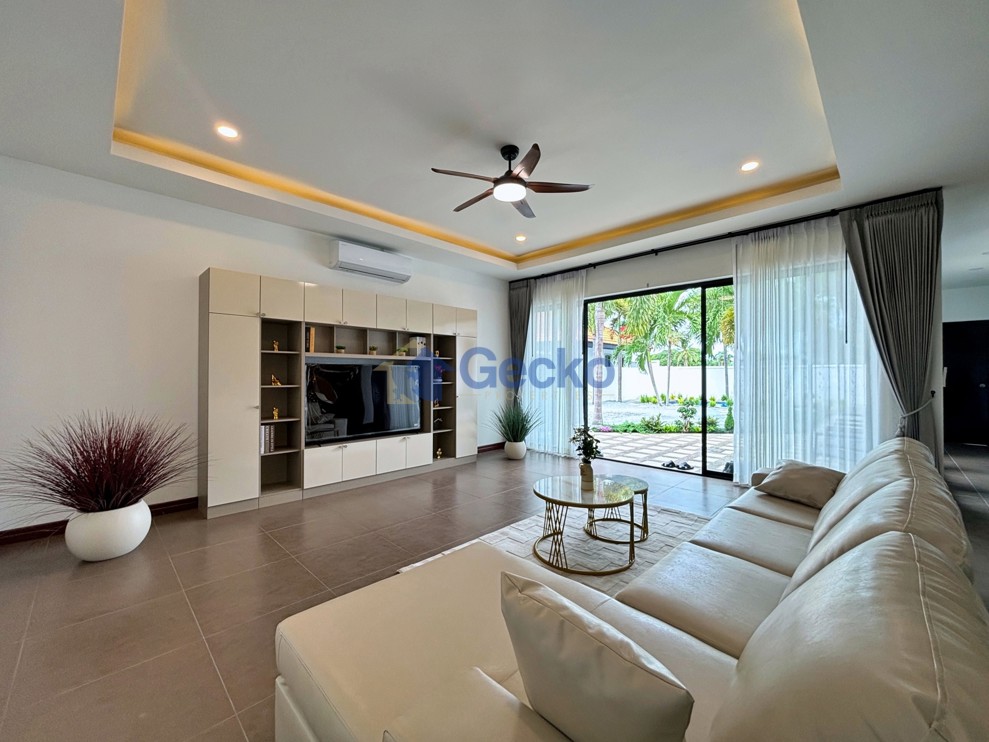 2 Bedrooms House in Freeway Villas  East Pattaya H013387 (Photo 1)