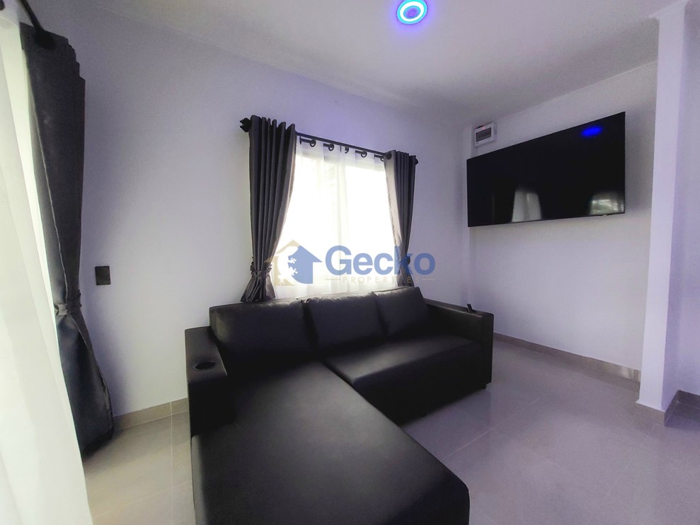 Studio Condo in Baan Suan Lalana Jomtien C013678 (Photo 3)