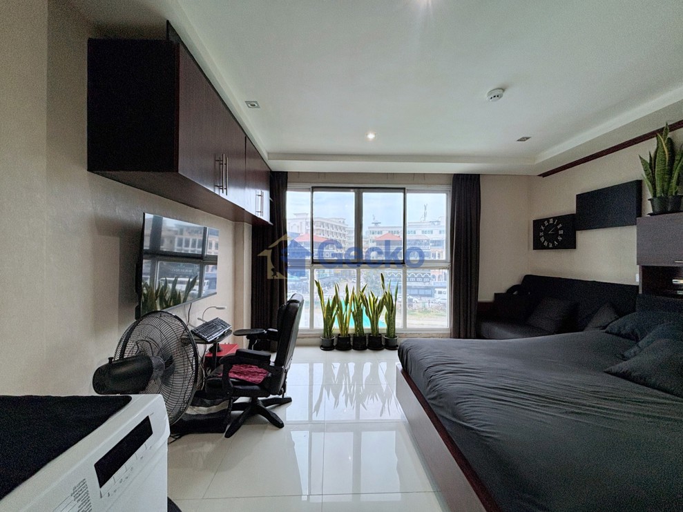 Studio Condo in Novana Residence South Pattaya C013679 (Photo 1)