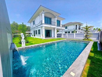 4 Bedrooms House  East Pattaya H013141