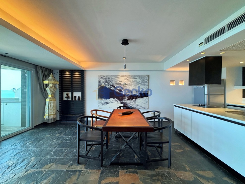 2 Bedrooms Condo in Grand Condotel Jomtien C013685 (Photo 4)