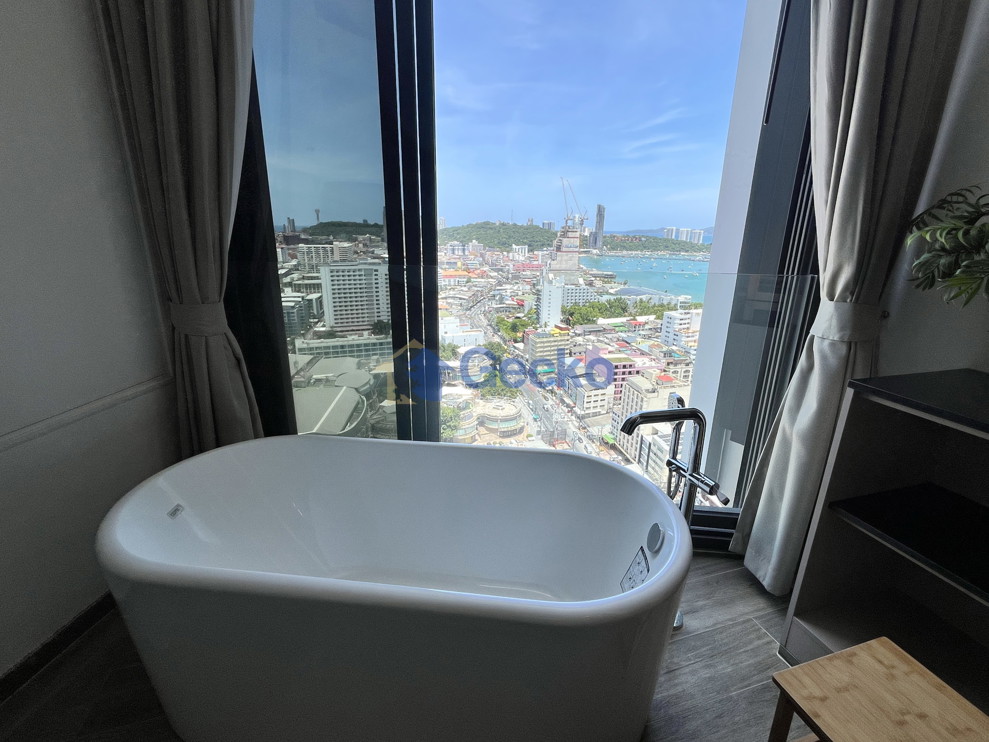 1 Bedroom Condo in EDGE Central Pattaya Central Pattaya C013689 (Photo 1)