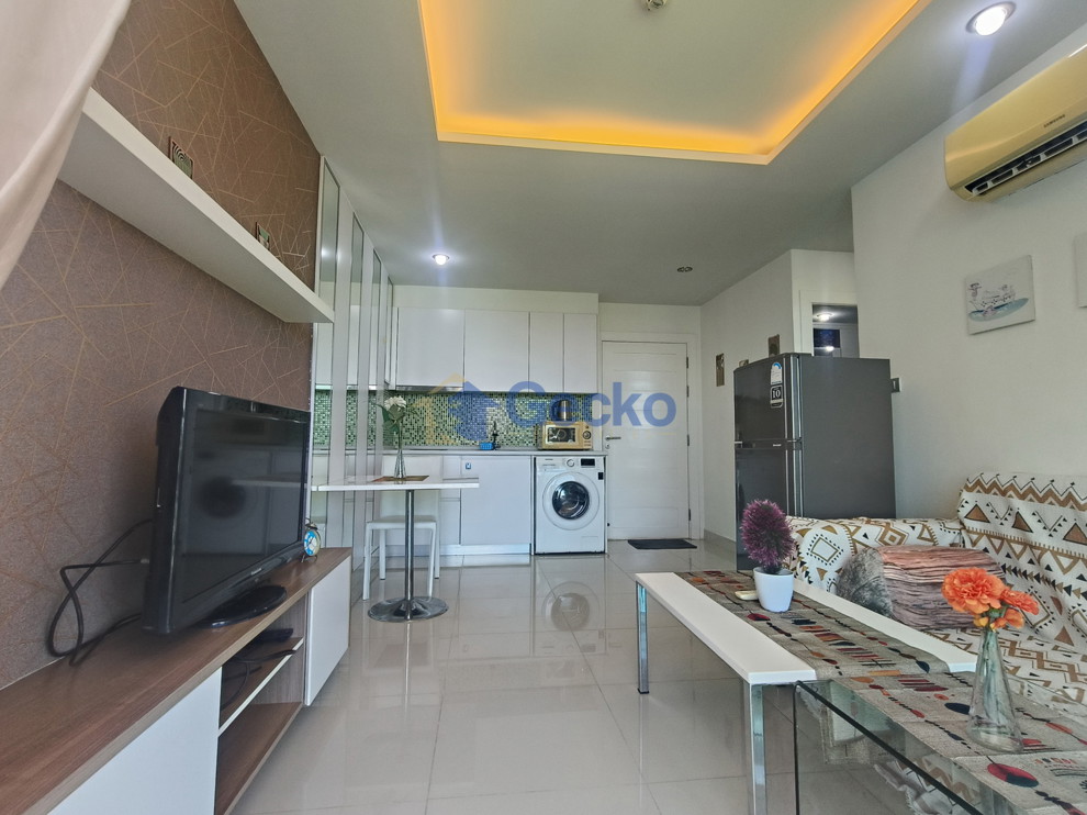 1 Bedroom Condo in Amazon Residence Jomtien C013694 (Photo 3)
