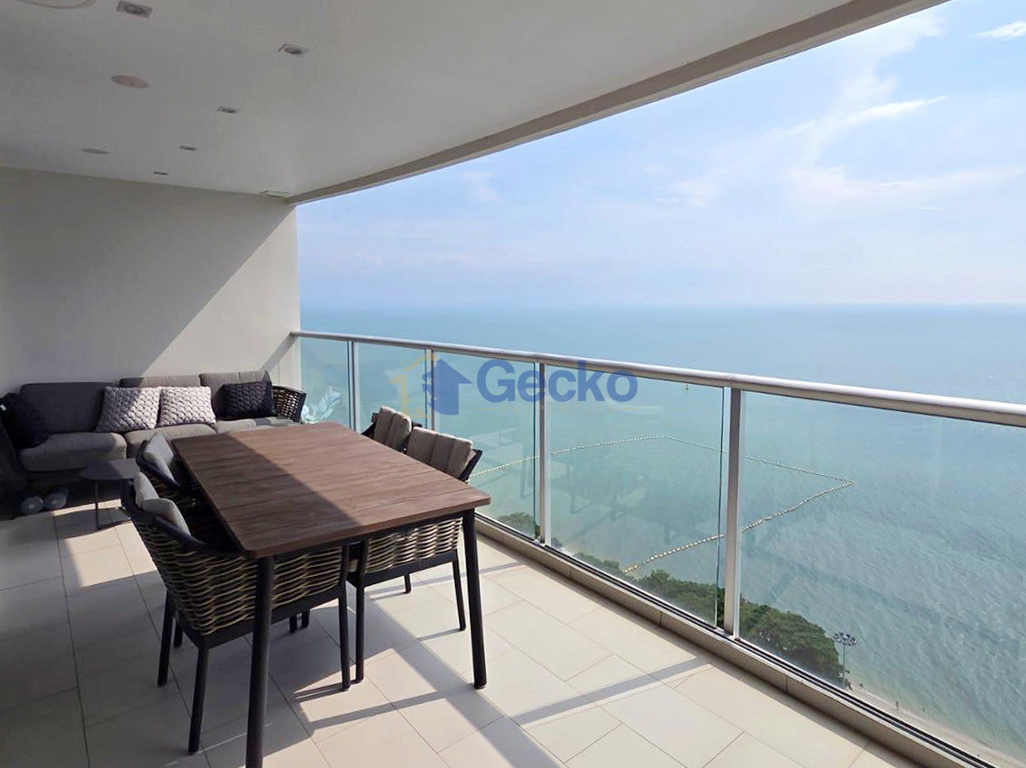 3 Bedrooms Condo in  Sands Condominium Pratumnak C013696