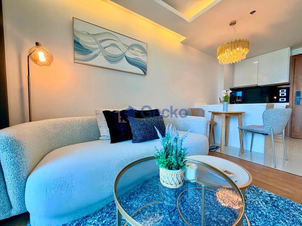 1 Bedroom Condo in The Peak Towers Pratumnak C013699 (Photo 3)
