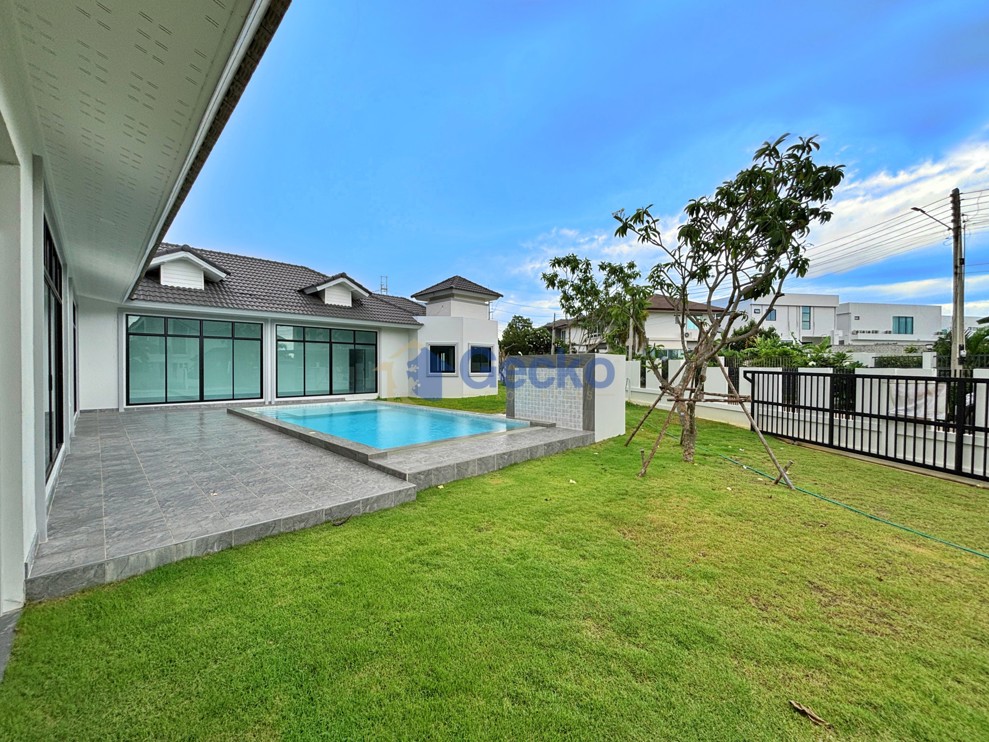 3 Bedrooms House in Paradise Villa 3  East Pattaya H013170 (Photo 3)