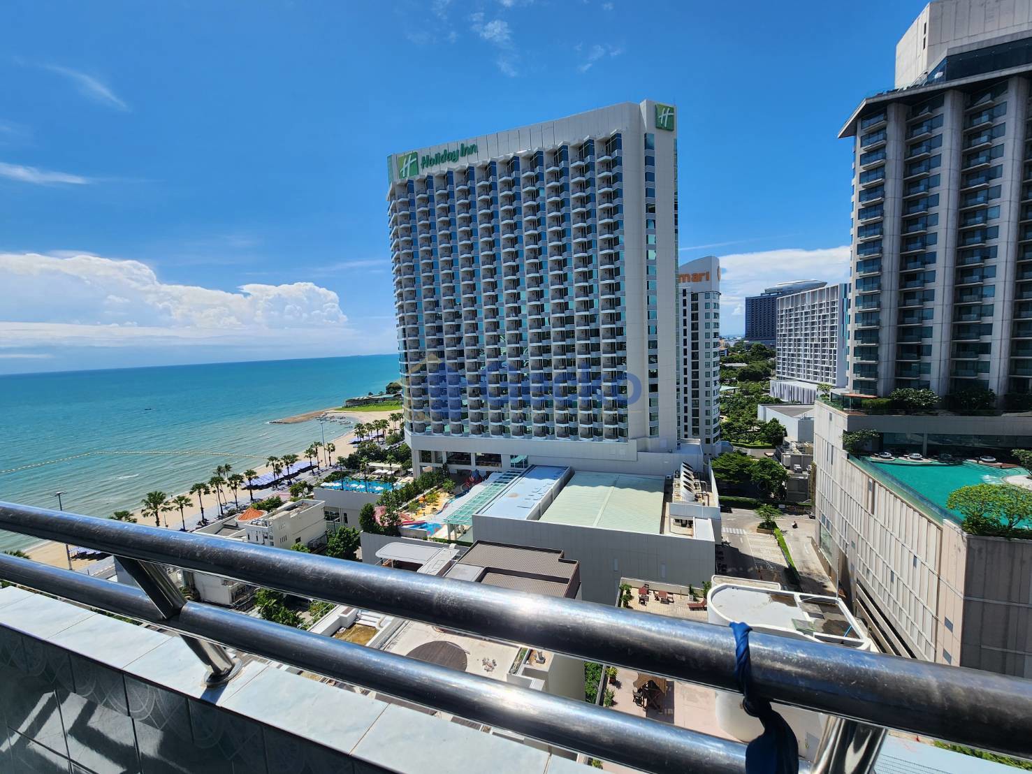 Studio Condo in Markland North Pattaya C013702