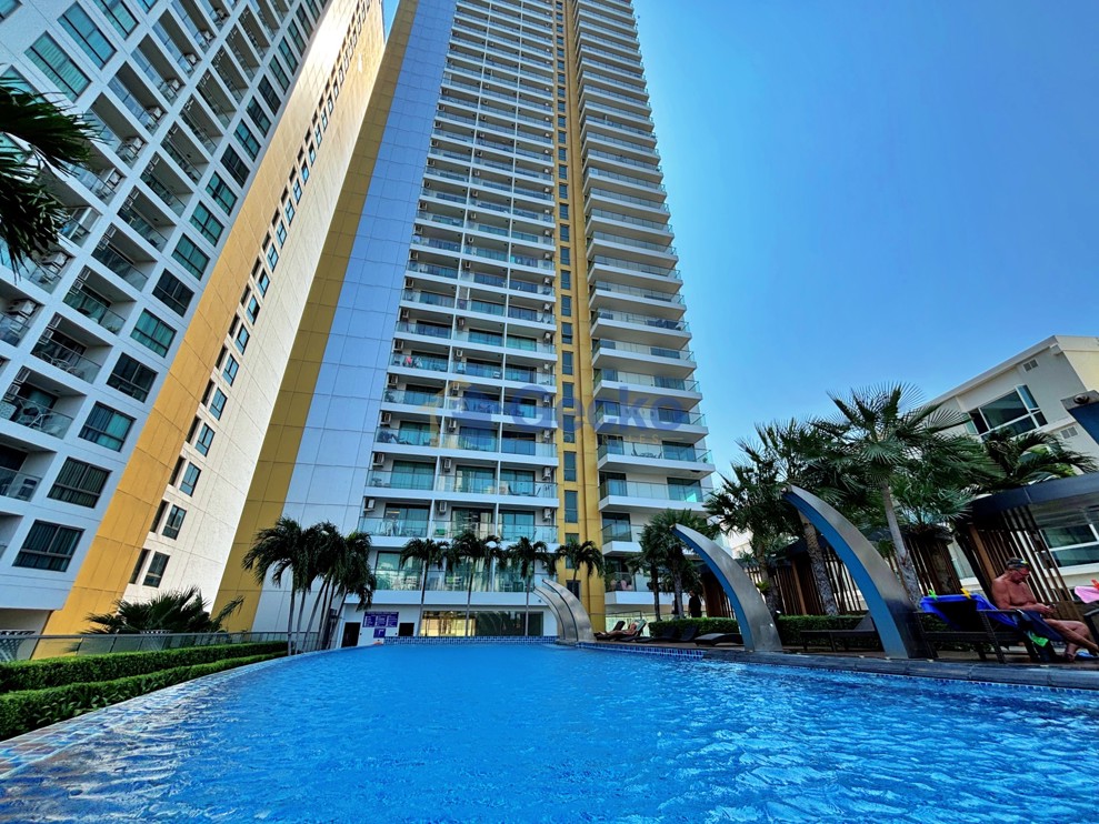 1 Bedroom Condo in The Peak Towers Pratumnak C013706 (Cover Photo)