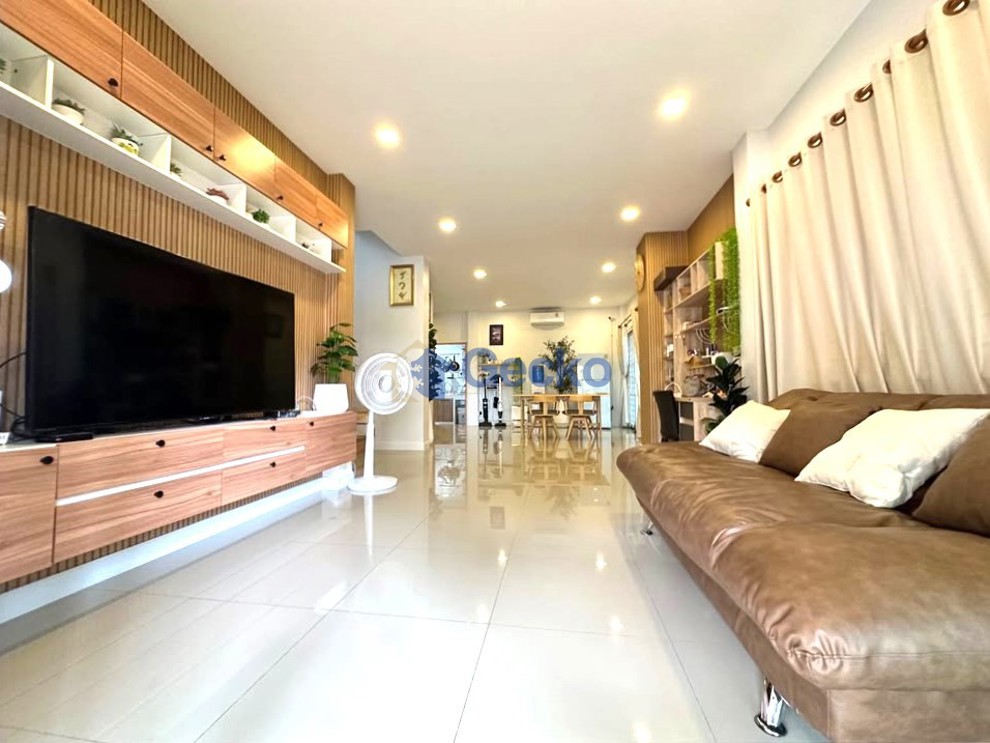 3 Bedrooms House in Grand PMC 7  East Pattaya H013709 (Photo 2)