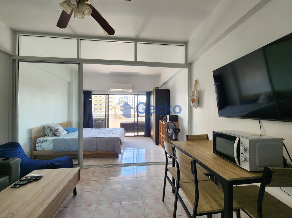 Studio Condo in Yensabai Condotel South Pattaya C013710 (Photo 2)
