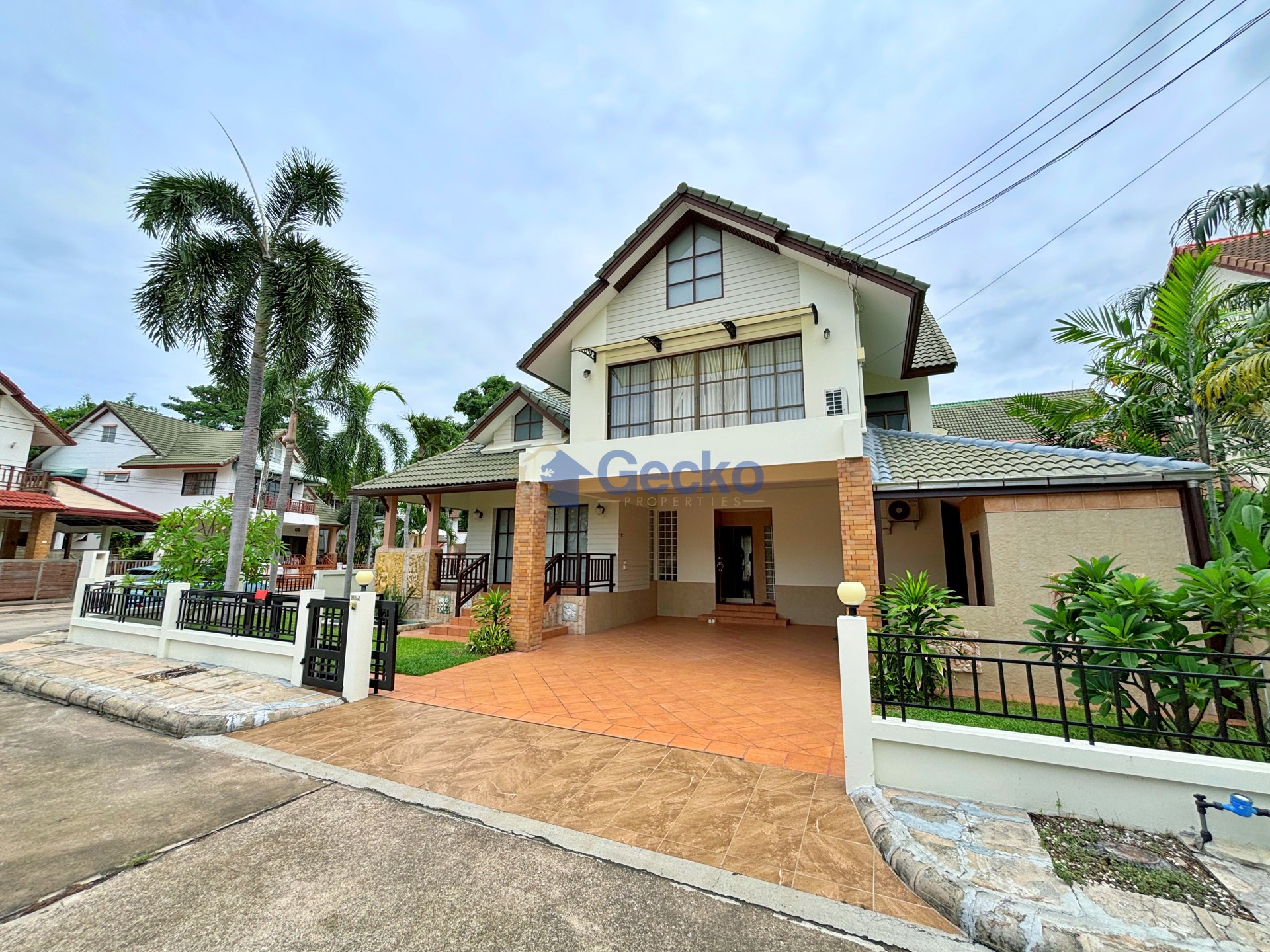 5 Bedrooms House in Central Park 4  East Pattaya H013712