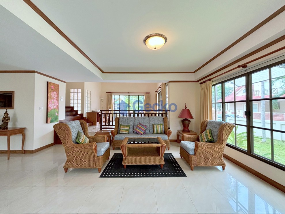5 Bedrooms House in Central Park 4  East Pattaya H013712 (Photo 3)