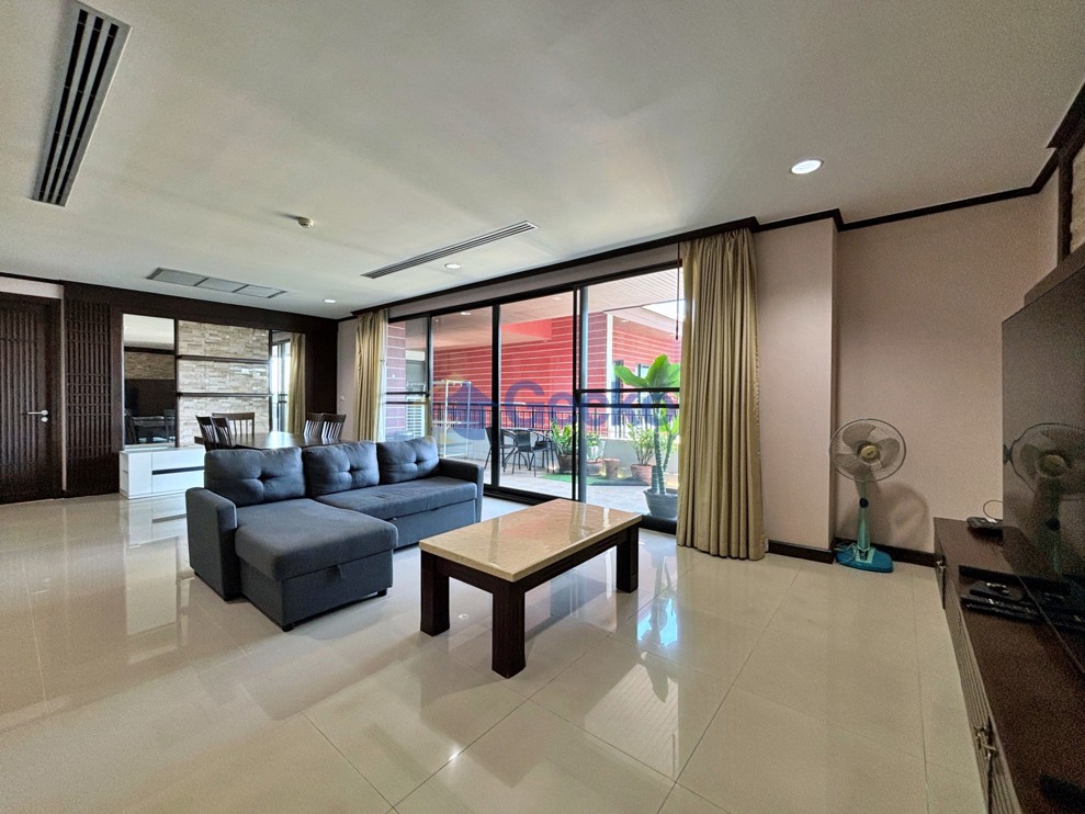 2 ห้องนอน คอนโดมิเนี่ยม in Prime Suites พัทยากลาง C010426 (Photo 2)