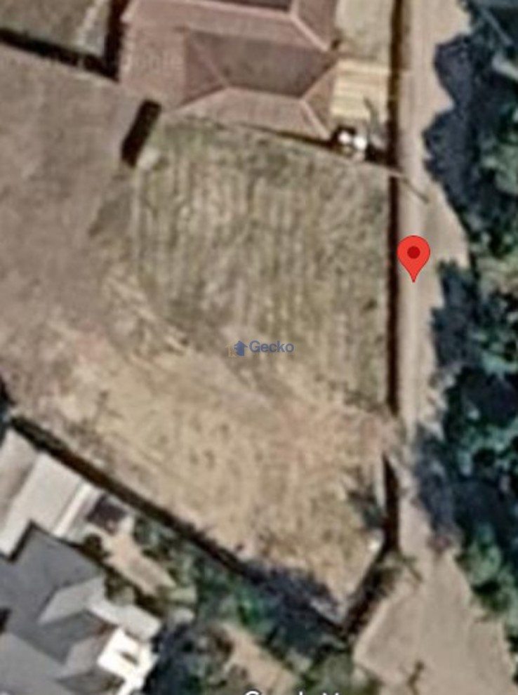 Land available in East Pattaya L013716 (Photo 2)