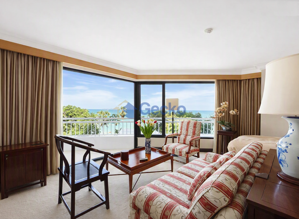 2 Bedrooms Condo in Saranchol Wongamat C013717 (Photo 4)