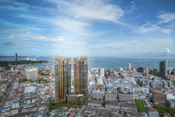 4 Bedrooms Condo in Grand Bay View Central Pattaya C013726