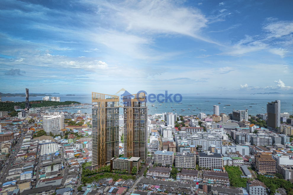 4 Bedrooms Condo in Grand Bay View Central Pattaya C013726 (Cover Photo)