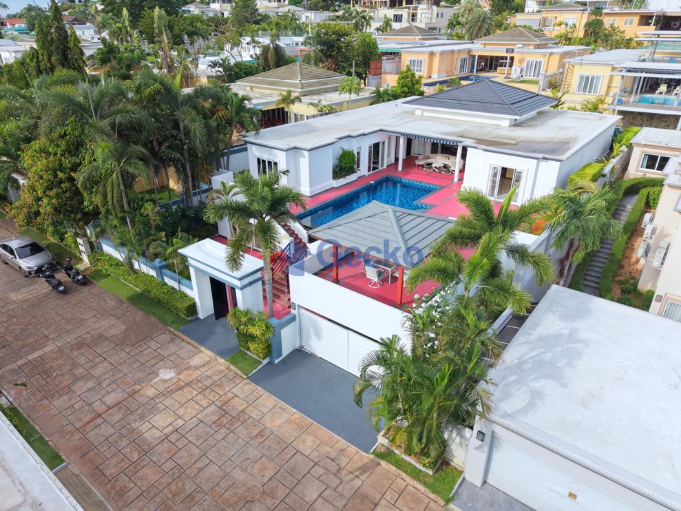 4 Bedrooms House in Siam Royal View  East Pattaya H010628 (Photo 1)