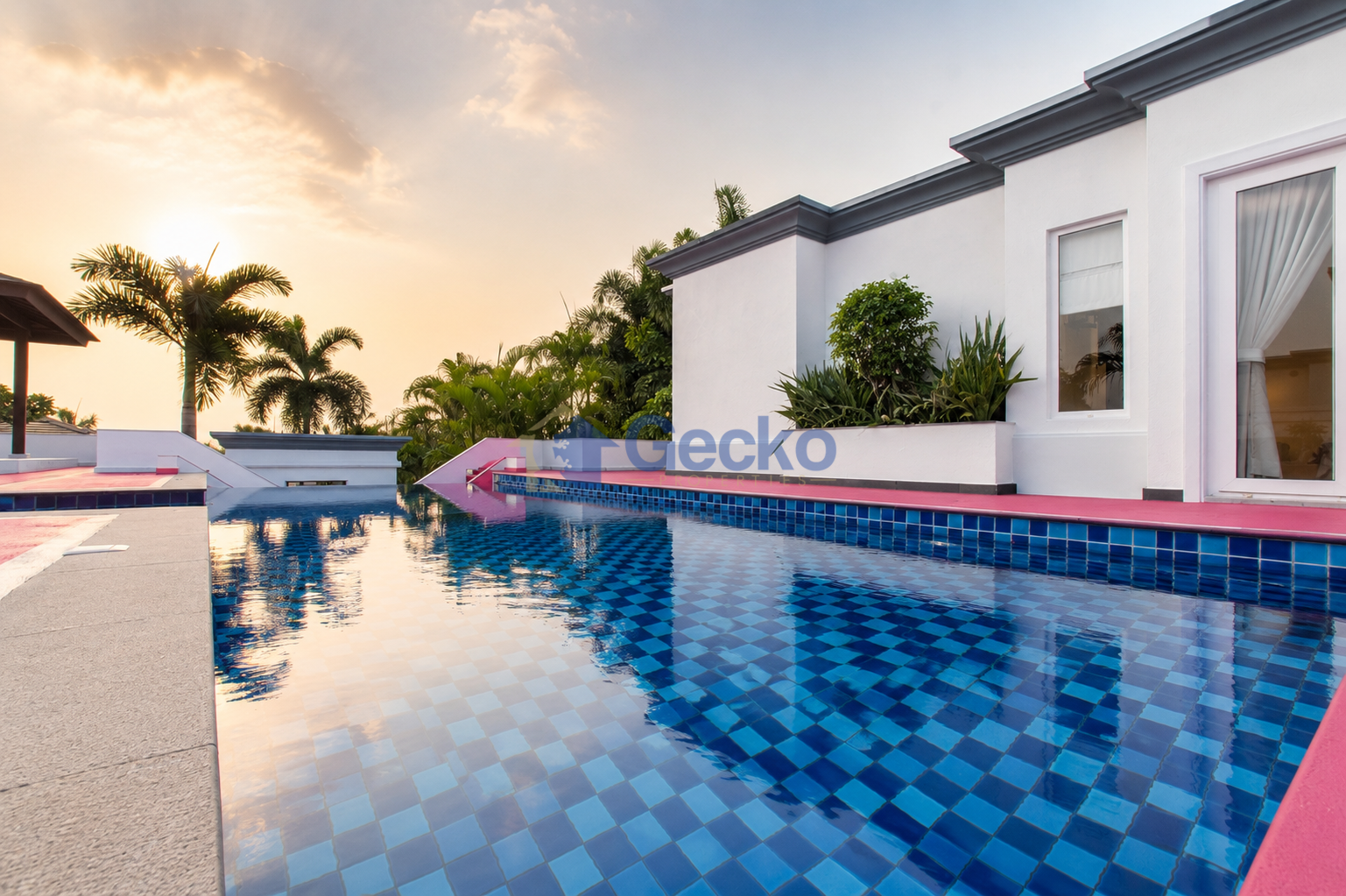 4 Bedrooms House in Siam Royal View  East Pattaya H010628