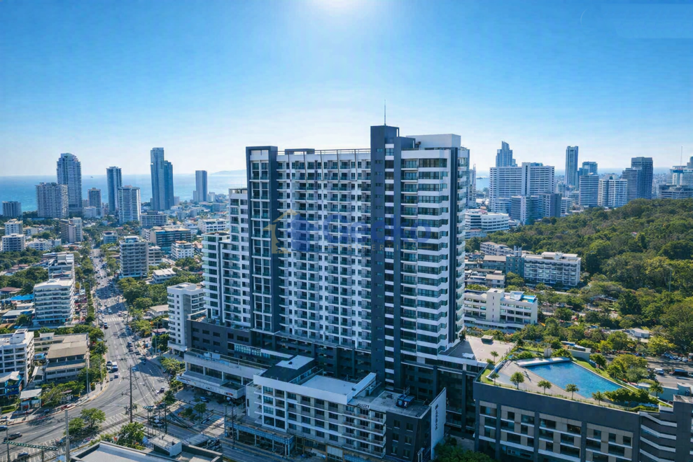 Condo in The Axis   South Pattaya C013738 (Photo 1)
