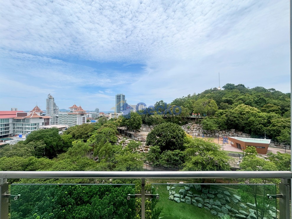 Condo in The Axis   South Pattaya C013738 (Photo 3)