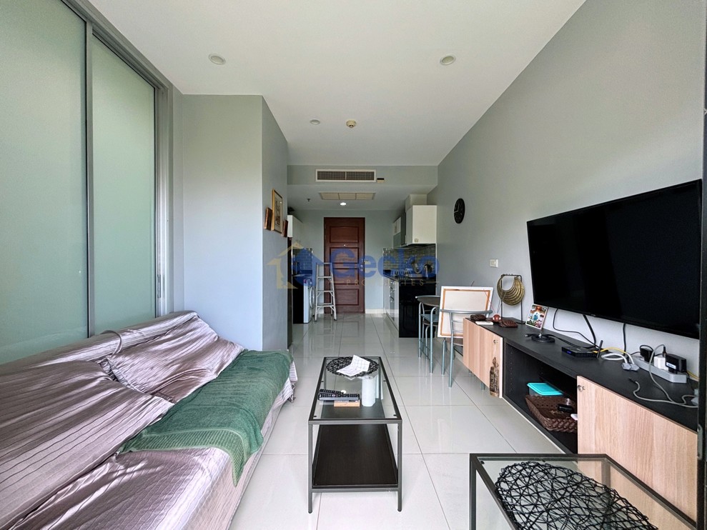 Condo in The Axis   South Pattaya C013738 (Photo 4)