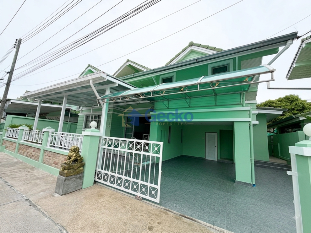 4 Bedrooms House in Baan Chalita  Na Kluea H013739 (Photo 1)