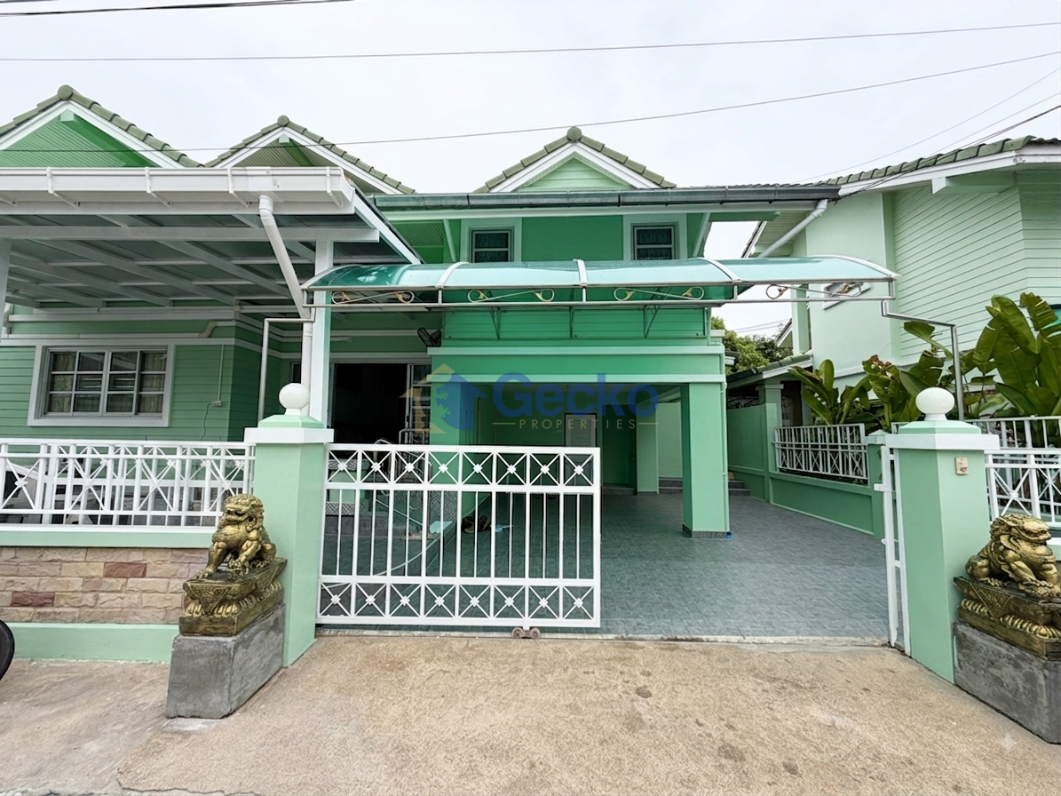 4 Bedrooms House in Baan Chalita  Na Kluea H013739