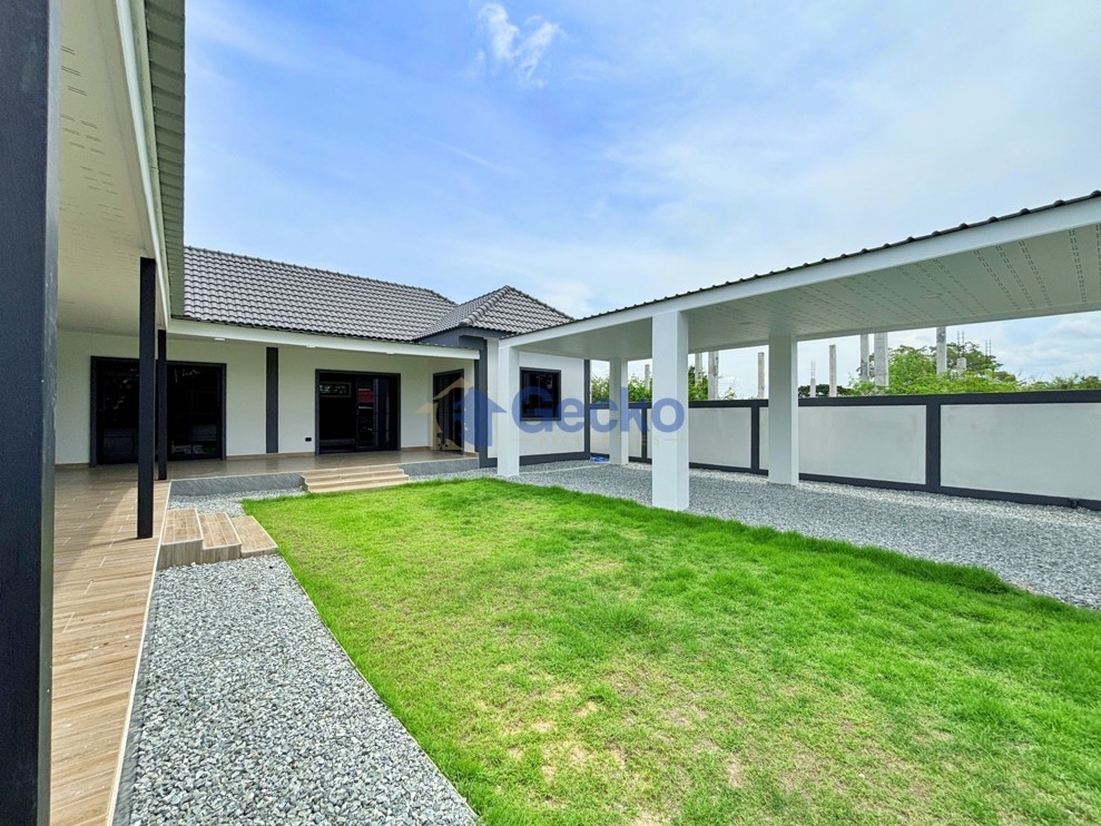 3 Bedrooms House  Huay Yai H013743 (Photo 2)
