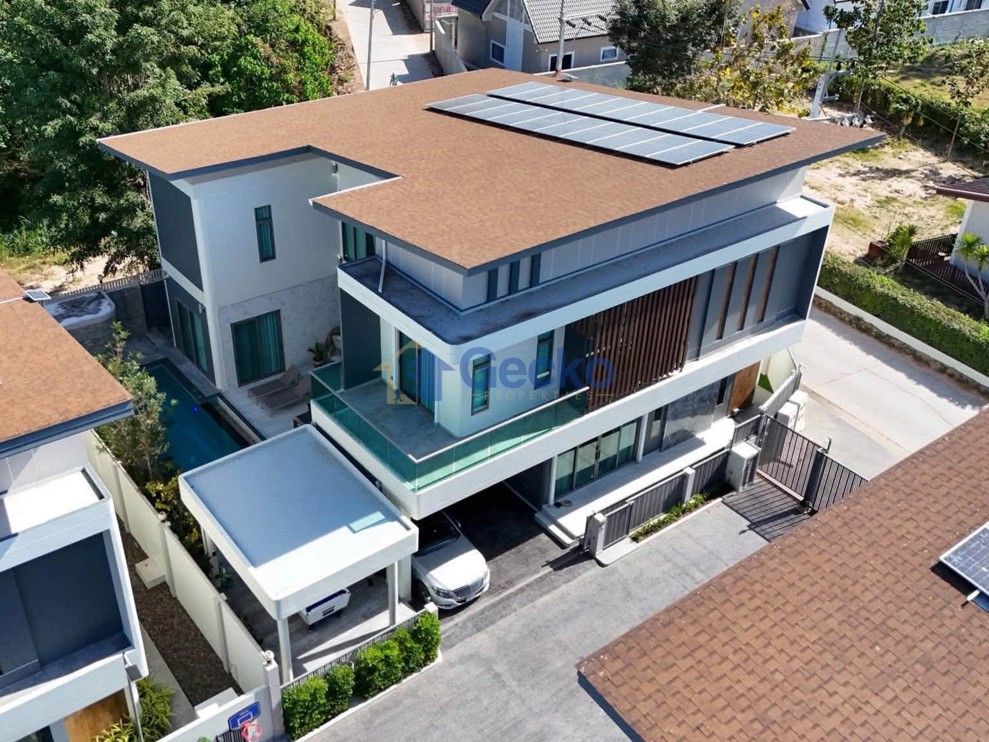 5 Bedrooms House in 98 Lake Ville Mabprachan  East Pattaya H010959 (Photo 2)